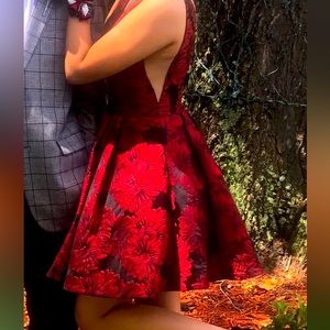 Sherri Hill - Size 4 Short Red and Black with Pockets